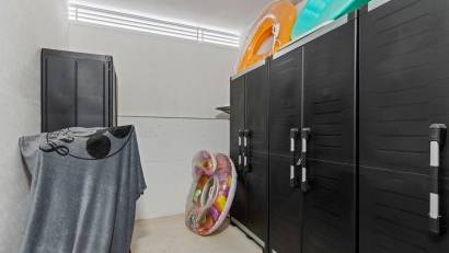 Resale - Apartment -
Las Colinas Golf