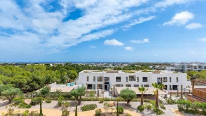 Resale - Apartment -
Las Colinas Golf