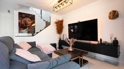 Resale - Detached villa -
Los Montesinos - La Herrada