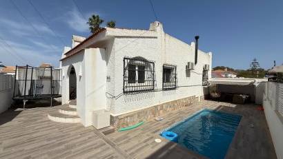 Resale - Detached villa -
Orihuela Costa - Villamartín