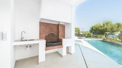 Resale - Detached villa -
Benissa - La Fustera