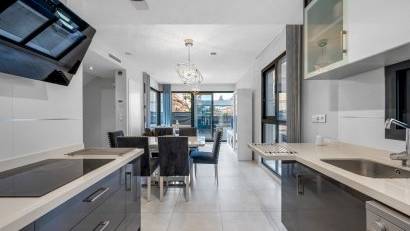 Resale - Villa -
Orihuela Costa