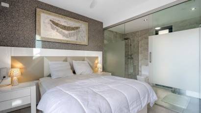 Resale - Villa -
Orihuela Costa