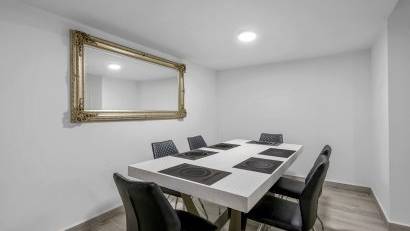 Resale - Villa -
Orihuela Costa