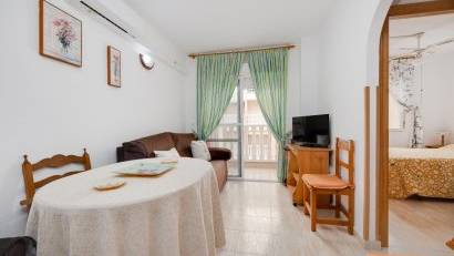 Resale - Apartment -
Torrevieja - Playa del Cura