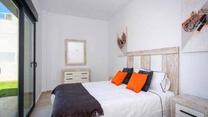 Obra nueva - Quad House -
Daya Nueva - Center