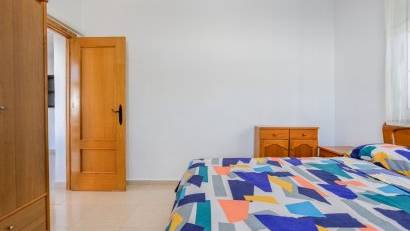 Återförsäljning - Detached villa -
Torrevieja - Urbanización San Luis