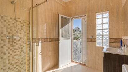 Återförsäljning - Detached villa -
Torrevieja - Urbanización San Luis