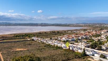 Återförsäljning - Detached villa -
Torrevieja - Urbanización San Luis