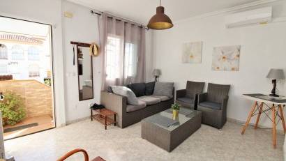 Resale - Apartment -
Playa Flamenca