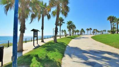 Resale - Apartment -
Playa Flamenca