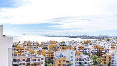 Återförsäljning - Apartment -
Torrevieja - Punta Prima