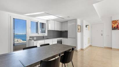 Återförsäljning - Apartment -
Torrevieja - Punta Prima
