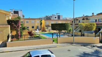 Reventa - Apartment -
Villamartin - Villamartín