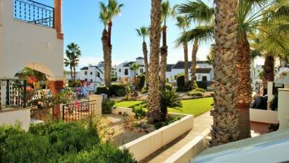 Återförsäljning - Radhus -
Villamartin - PAU 8