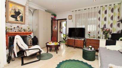 Återförsäljning - Radhus -
Villamartin - PAU 8