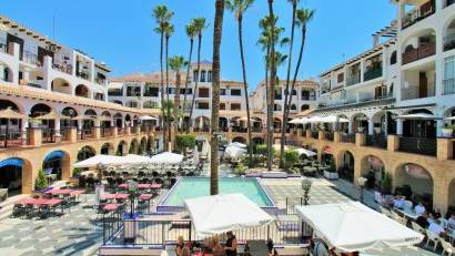 Återförsäljning - Radhus -
Villamartin - PAU 8