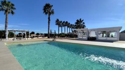 Resale - Villa -
El Mudamiento