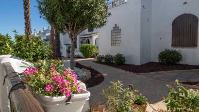 Återförsäljning - Semi detached -
Villamartin - Fortuna