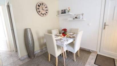 Återförsäljning - Apartment -
Torrevieja - Paraje natural