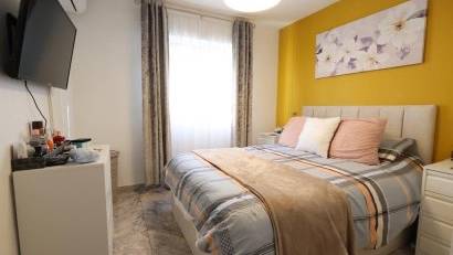 Återförsäljning - Apartment -
Torrevieja - Paraje natural