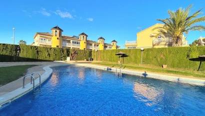 Återförsäljning - Radhus -
Villamartin - Costa Blanca