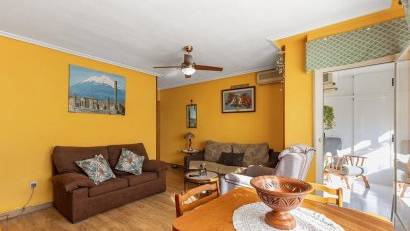 Återförsäljning - Apartment -
Torrevieja - Estacion de autobuses