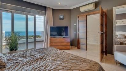 Återförsäljning - Villa -
Benissa - Benisa