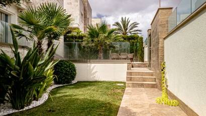 Reventa - Villa -
La Zenia