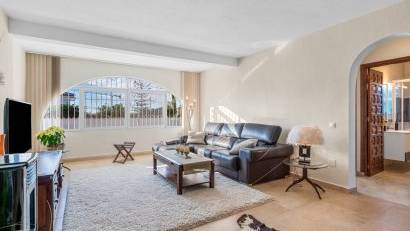 Återförsäljning - Villa -
Ciudad quesada - Rojales