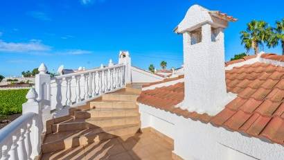 Återförsäljning - Villa -
Ciudad quesada - Rojales