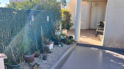 Återförsäljning - Apartment -
Guardamar del Segura - El Raso