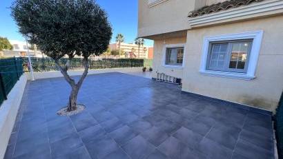 Återförsäljning - Apartment -
Guardamar del Segura - El Raso