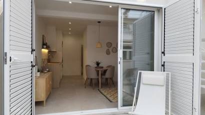 Resale - Bungalow -
La Siesta