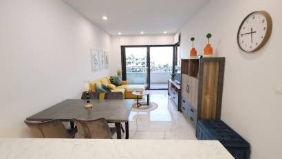 Återförsäljning - Apartment -
Orihuela Costa - Punta Prima