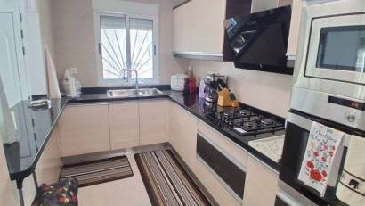 Resale - Villa -
Rojales