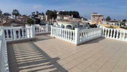 Resale - Villa -
Rojales