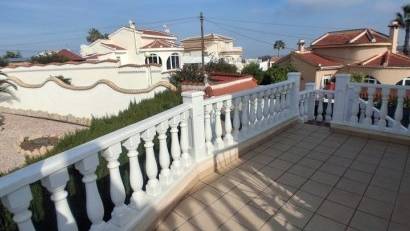 Resale - Villa -
Rojales