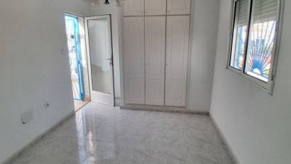 Resale - Villa -
Rojales