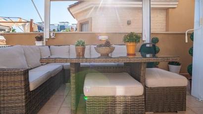 Återförsäljning - Villa -
Guardamar del Segura - EL RASO