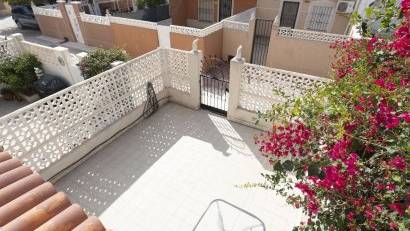 Reventa - Adosado -
Torrevieja