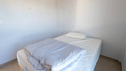 Återförsäljning - Apartment -
Guardamar - El Raso