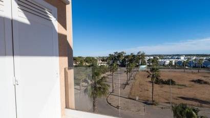 Återförsäljning - Apartment -
Guardamar - El Raso