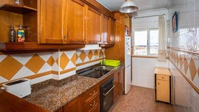 Återförsäljning - Bungalow -
Orihuela - Punta Prima