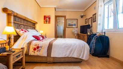 Återförsäljning - Villa -
Torrevieja - LOS BALCONES - LOS ALTOS