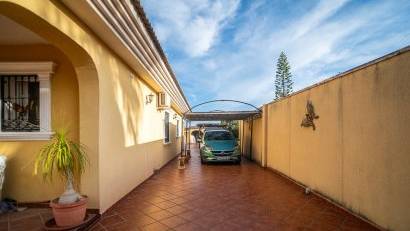 Återförsäljning - Villa -
Torrevieja - LOS BALCONES - LOS ALTOS