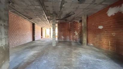 Återförsäljning - Commercial Unit -
Jacarilla