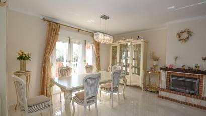 Reventa - Villa -
Orihuela Costa