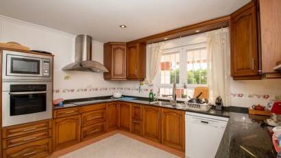 Reventa - Villa -
Orihuela Costa