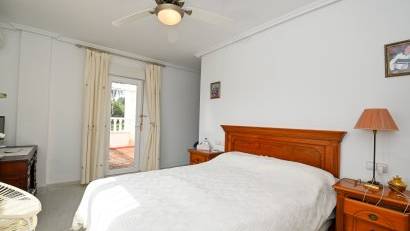 Reventa - Villa -
Orihuela Costa